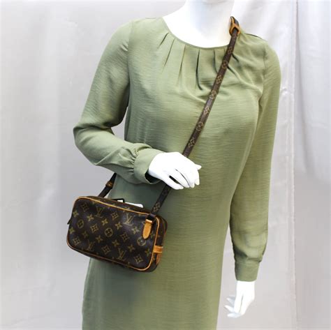 louis vuitton crossbody replica|louis vuitton bolsas pre owned.